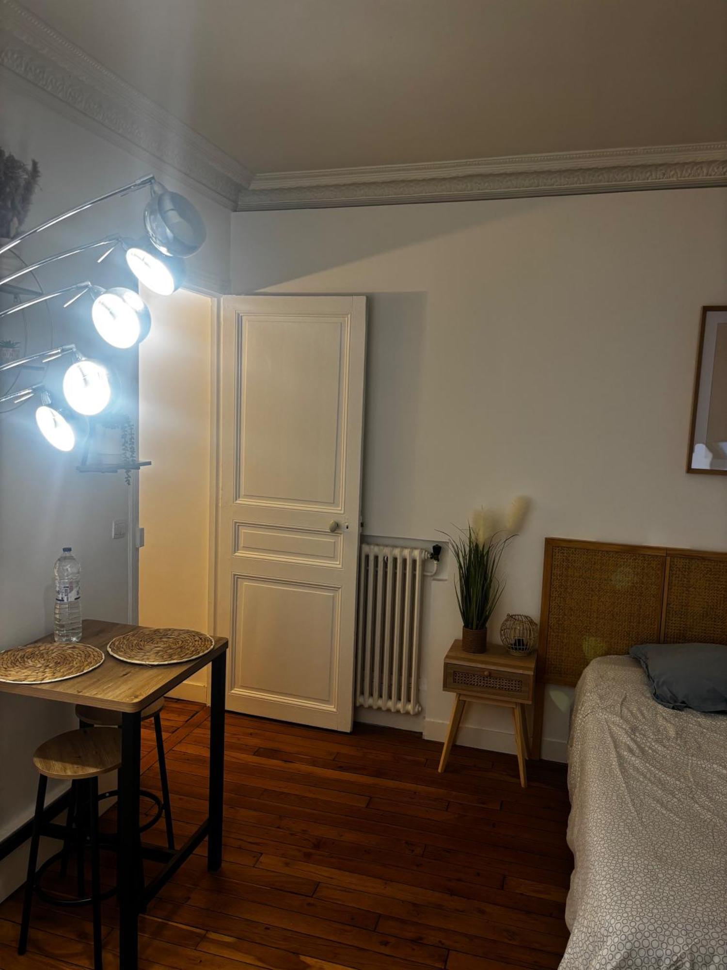 L'Etoile De Duhesme Apartment Paris Bagian luar foto